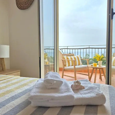 Casa Vacanze-halivita Апартаменты *